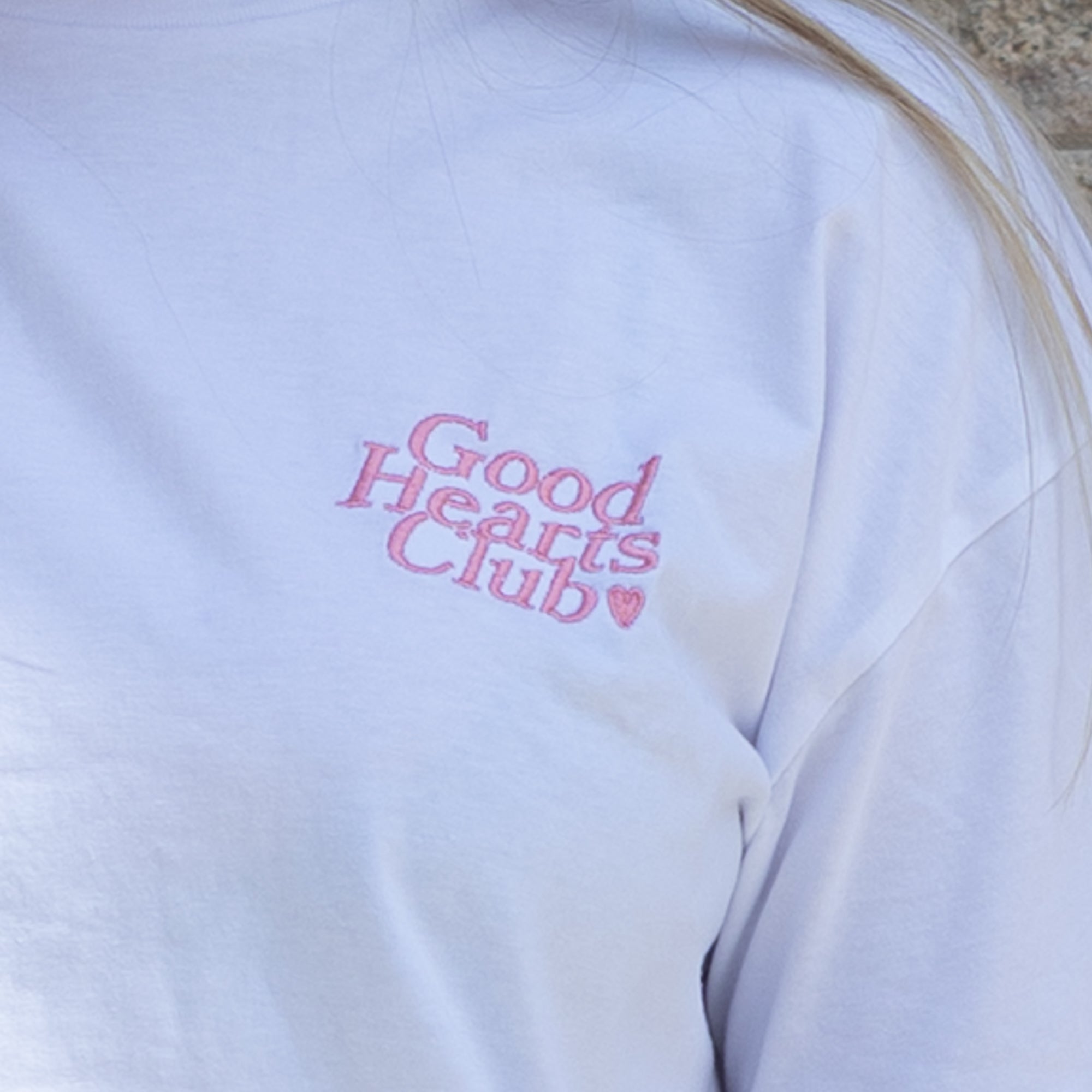 Embroidered Logo Thread Shortee
